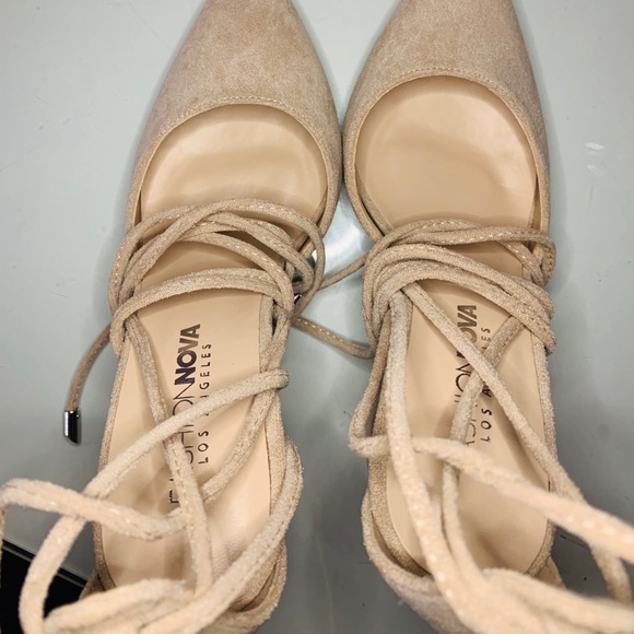 Beautiful shoes! 💕✨FASHION NOVA - Picture 6 of 7